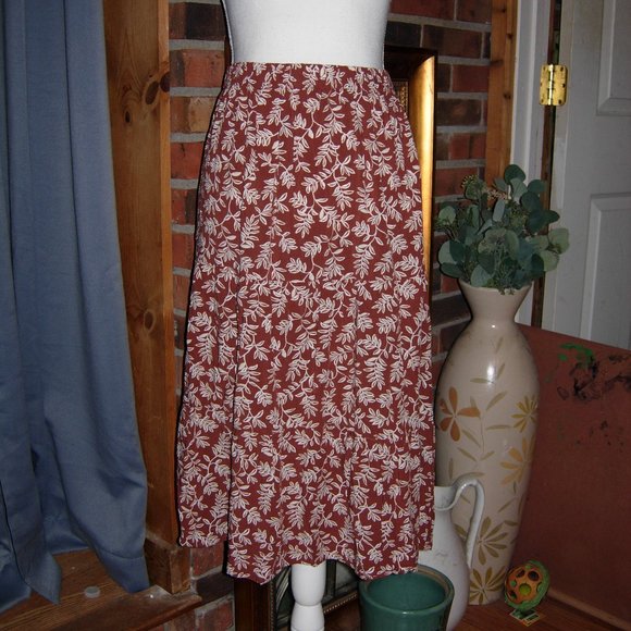 Old Navy Dresses & Skirts - Old Navy Midi Pull On Skirt XS